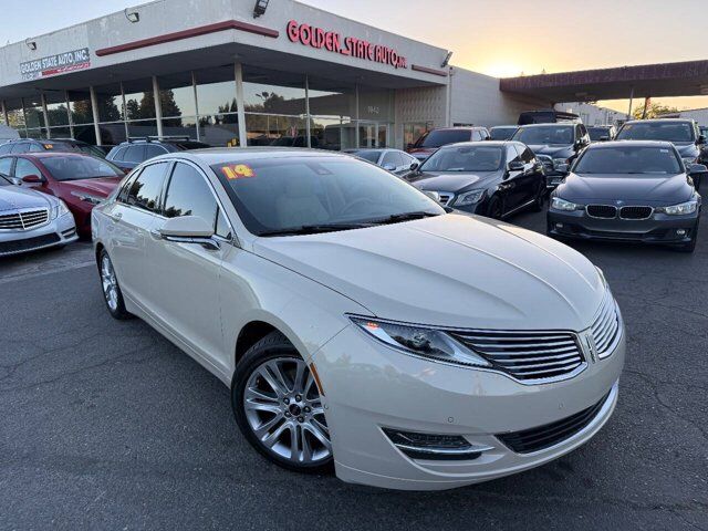 2014 Lincoln MKZ Base 4dr Sedan