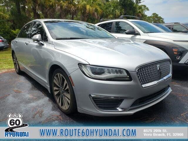 2017 Lincoln MKZ Select — photo 1 of 1