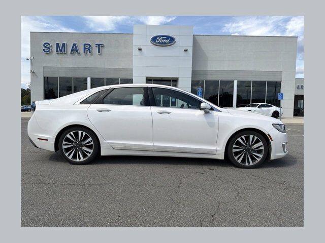 2017 Lincoln MKZ Select — photo 1 of 1