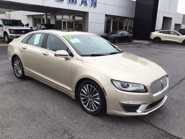 2017 Lincoln MKZ Select