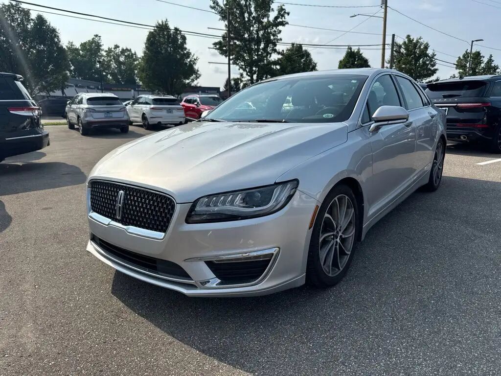 2019 Lincoln MKZ Reserve I — photo 1 of 13
