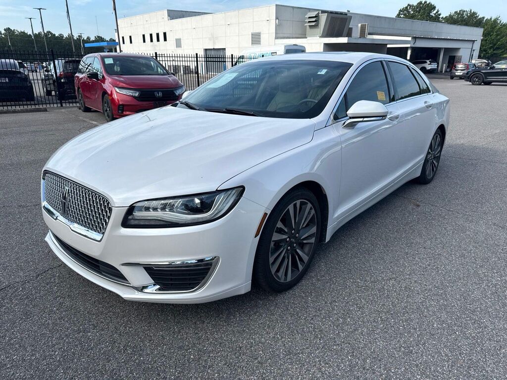 2017 Lincoln MKZ Reserve — photo 1 of 26