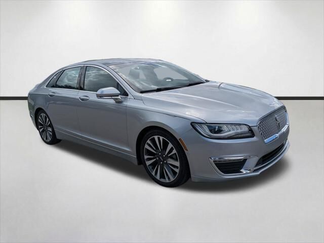 2020 Lincoln MKZ Reserve — photo 1 of 13