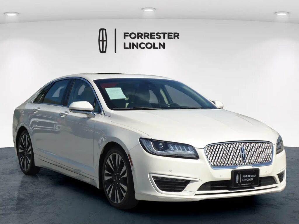 2020 Lincoln MKZ Reserve — photo 1 of 13