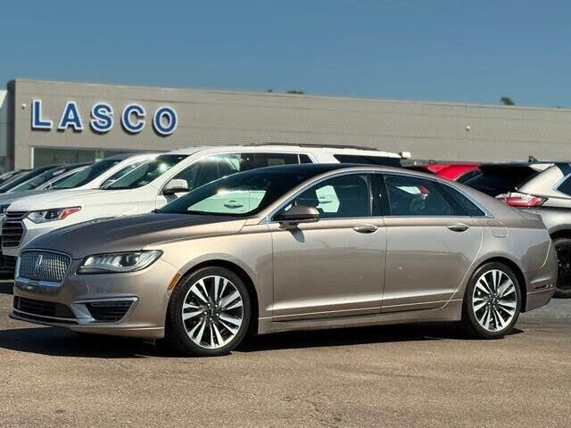 2020 Lincoln MKZ Reserve — photo 1 of 2