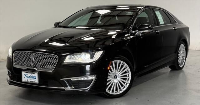 2017 Lincoln MKZ Reserve — photo 1 of 13