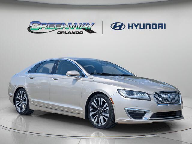 2017 Lincoln MKZ Reserve — photo 1 of 29