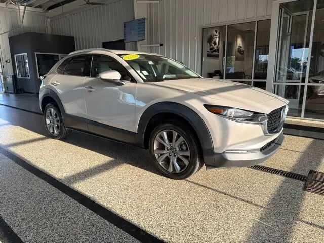 2022 Mazda CX-30 2.5 S Premium — photo 1 of 13