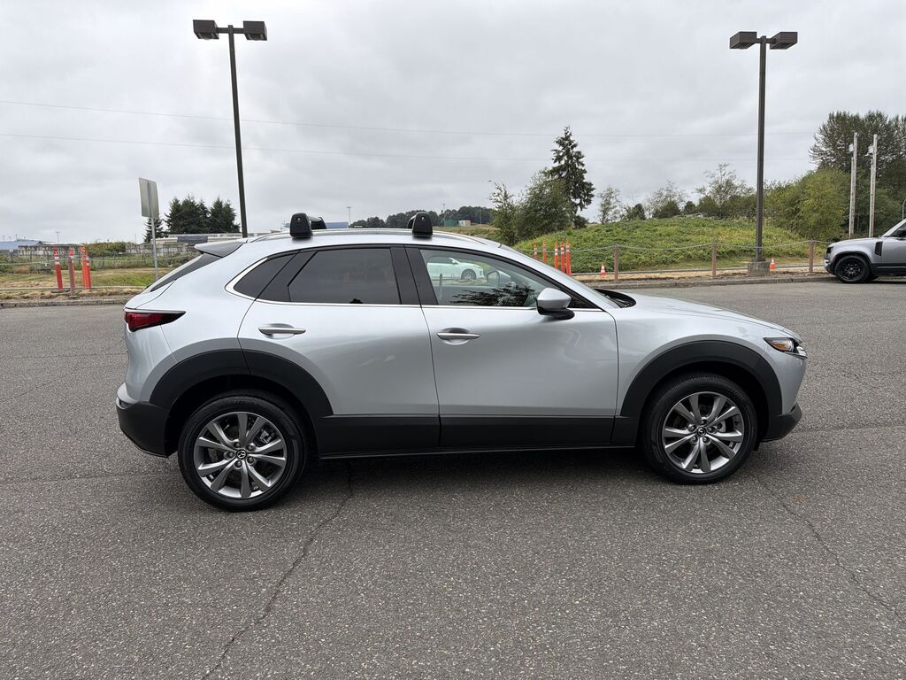 2021 Mazda CX-30 Premium — photo 1 of 7