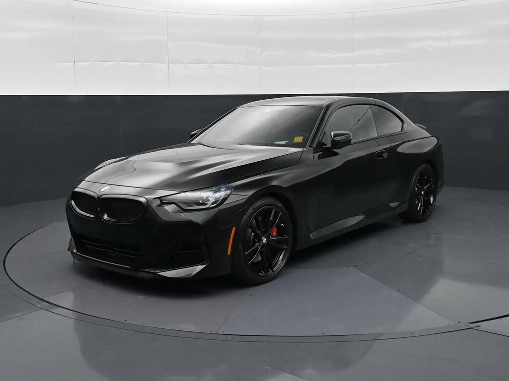 2024 BMW 2 Series 230i — photo 1 of 13
