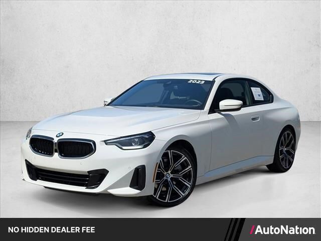 2023 BMW 2 Series 230i — photo 1 of 13