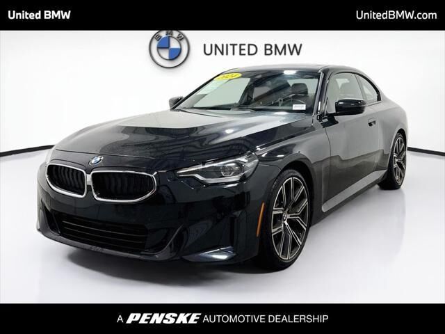 2024 BMW 2 Series 230i — photo 1 of 13