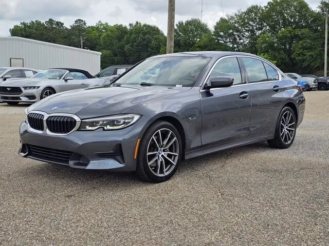 2022 BMW 3 Series 330e xDrive
