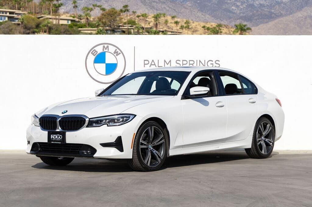 2022 BMW 3 Series 330i — photo 1 of 27
