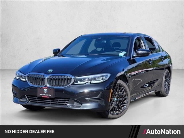 2022 BMW 3 Series 330i xDrive — photo 1 of 13