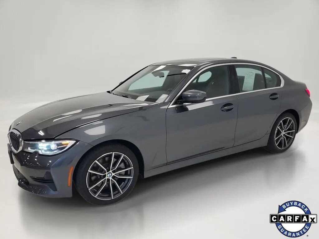 2022 BMW 3 Series 330i xDrive — photo 1 of 12