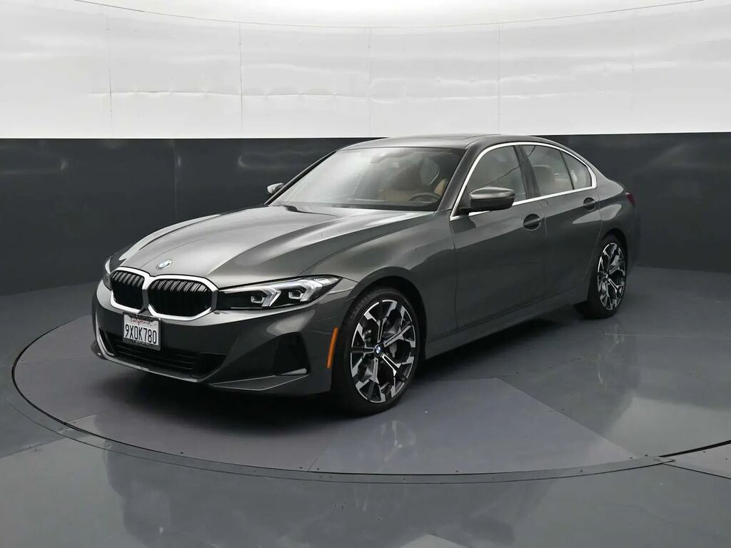 2026 BMW 3 Series 330i — photo 1 of 13