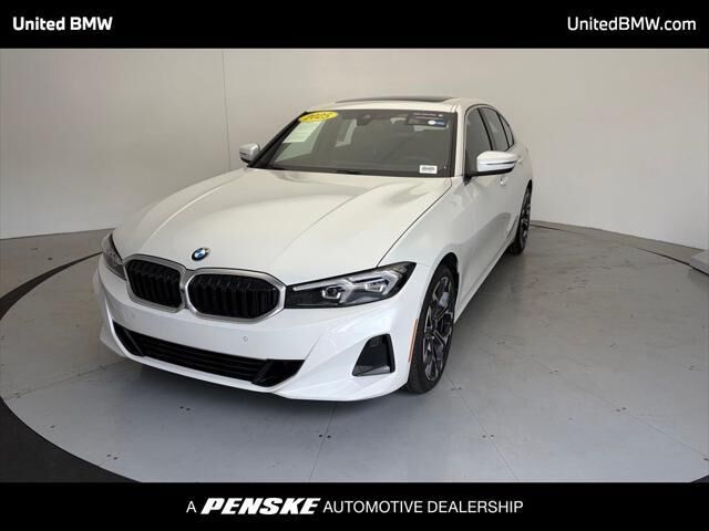 2025 BMW 3 Series 330i — photo 1 of 13