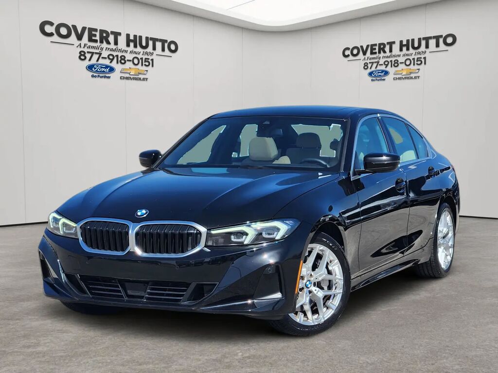 2025 BMW 3 Series 330i — photo 1 of 13