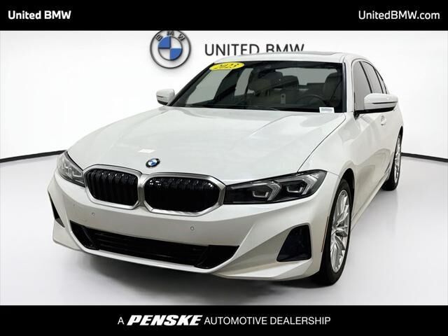 2023 BMW 3 Series 330i — photo 1 of 7
