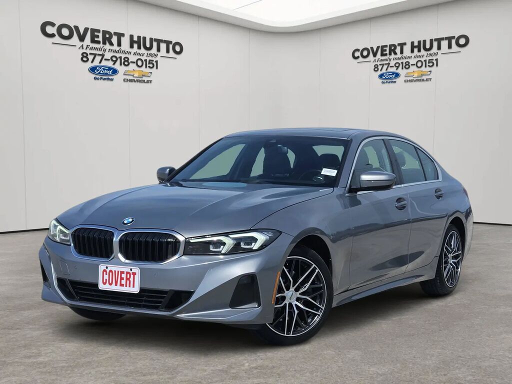 2024 BMW 3 Series 330i — photo 1 of 13