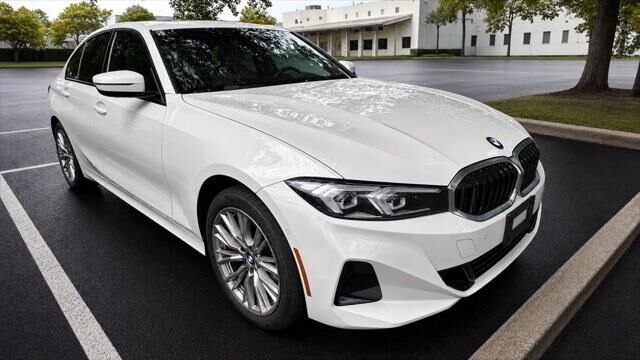 2023 BMW 3 Series 330i — photo 1 of 12