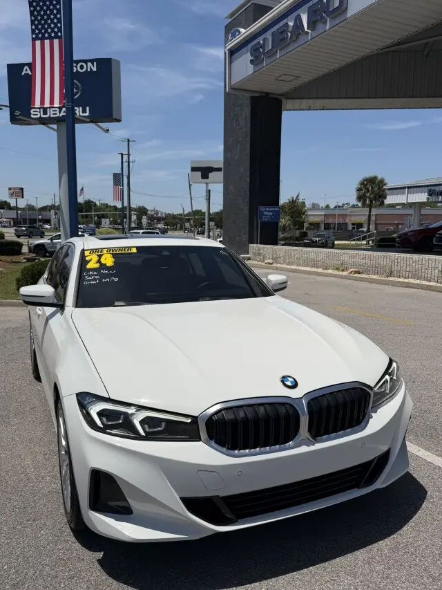 2024 BMW 3 Series 330i — photo 1 of 13