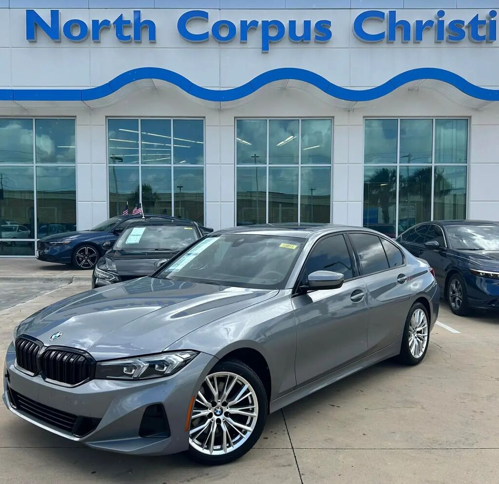 2023 BMW 3 Series 330i — photo 1 of 11