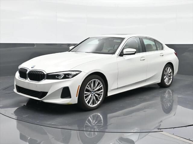 2024 BMW 3 Series 330i — photo 1 of 7