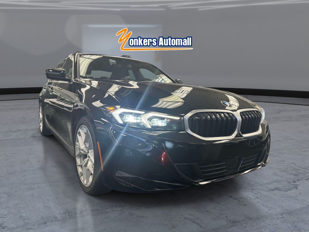 2025 BMW 3 Series 330i xDrive — photo 1 of 13