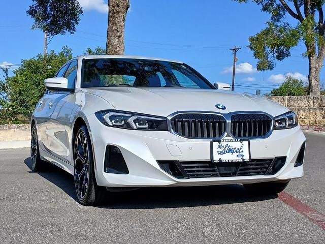 2025 BMW 3 Series 330i xDrive — photo 1 of 26