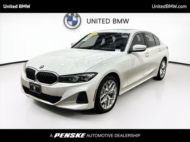 2025 BMW 3 Series 330i xDrive — photo 1 of 13
