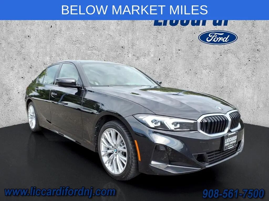 2023 BMW 3 Series 330i xDrive — photo 1 of 13