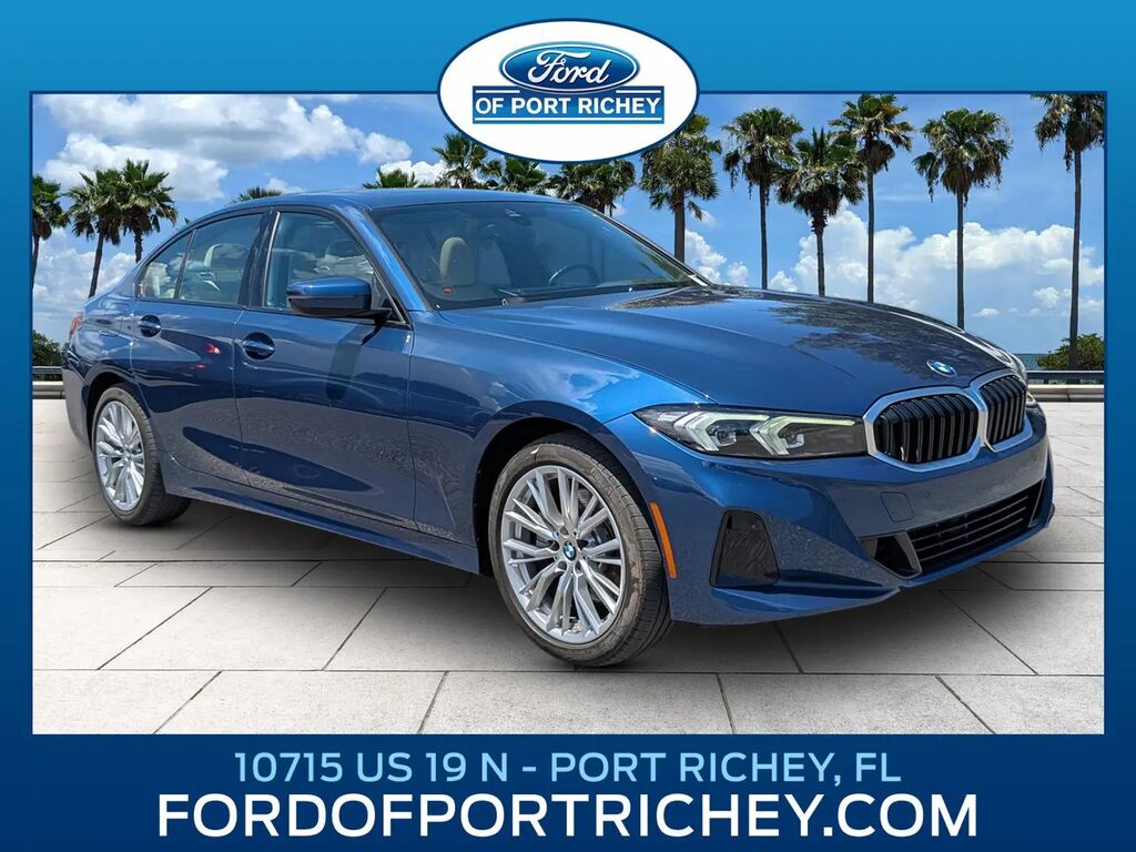 2023 BMW 3 Series 330i xDrive — photo 1 of 13