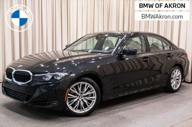 2023 BMW 3 Series 330i xDrive — photo 1 of 11