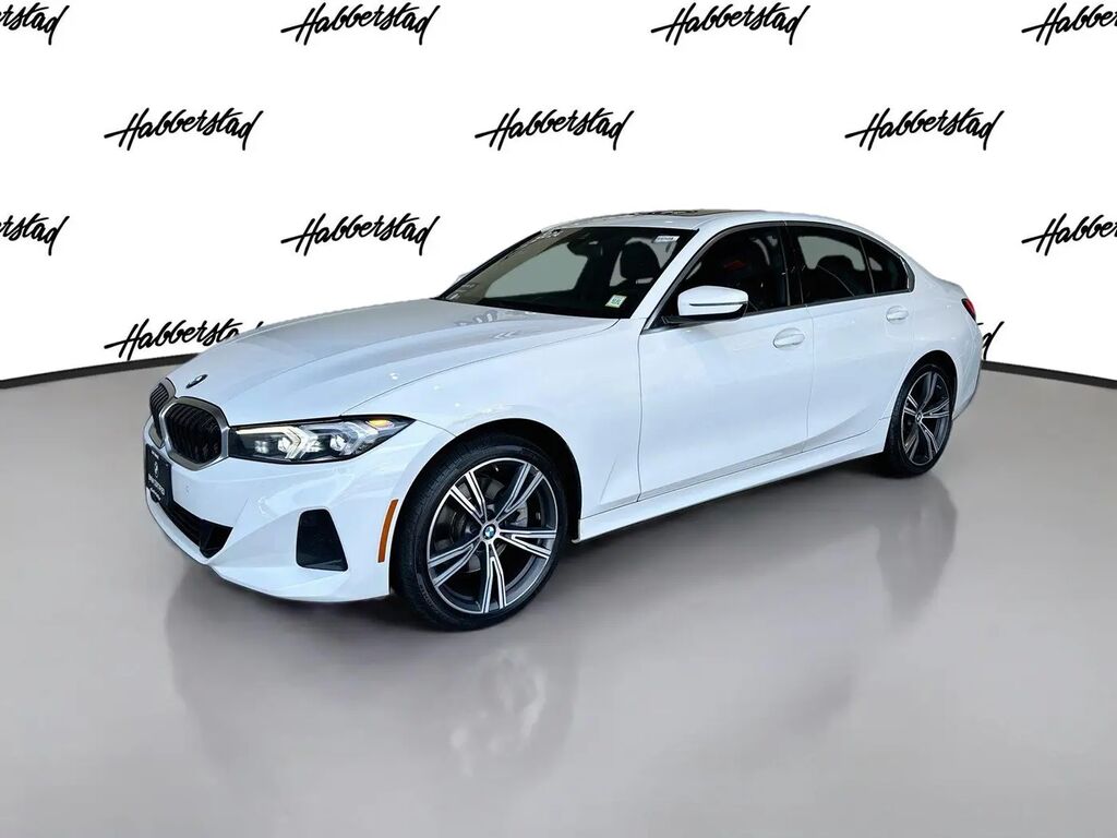 2024 BMW 3 Series 330i xDrive — photo 1 of 13