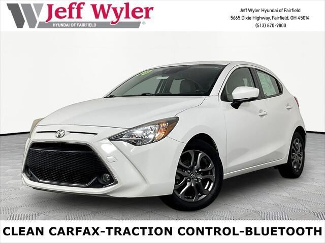 2020 Toyota Yaris Hatchback LE — photo 1 of 13