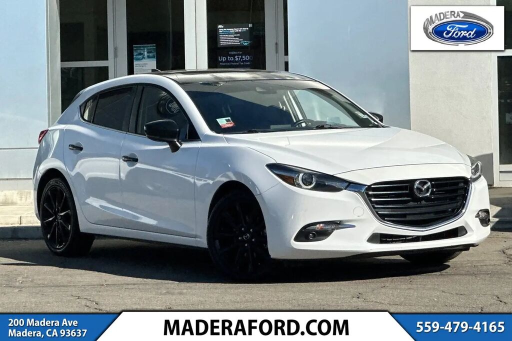 2017 Mazda Mazda3 Grand Touring — photo 1 of 13