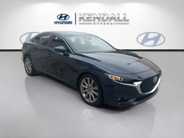 2020 Mazda Mazda3 Sedan Select — photo 1 of 13