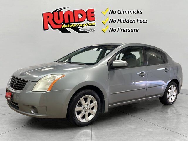 2008 Nissan Sentra 2.0 SL — photo 1 of 1