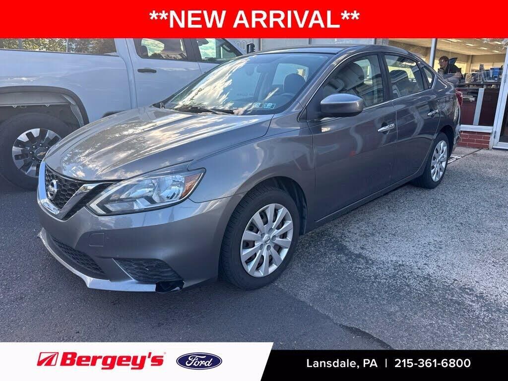 2016 Nissan Sentra S — photo 1 of 1