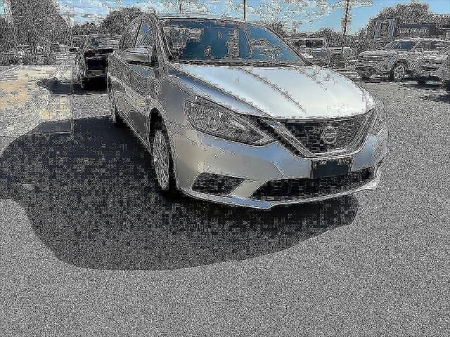 2017 Nissan Sentra SV — photo 1 of 10