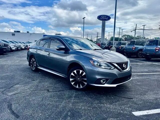2016 Nissan Sentra S — photo 1 of 11
