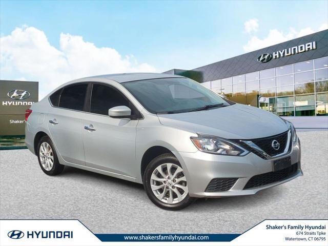 2018 Nissan Sentra SV — photo 1 of 23
