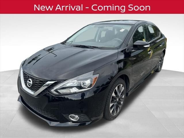 2017 Nissan Sentra SR — photo 1 of 4