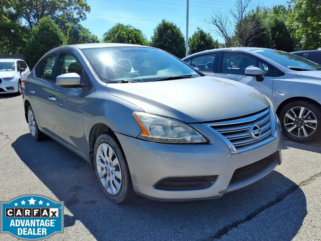 2014 Nissan Sentra S — photo 1 of 31
