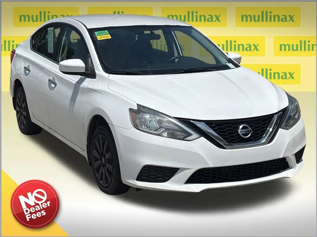 2016 Nissan Sentra S — photo 1 of 30