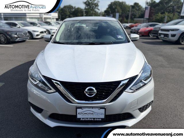 2017 Nissan Sentra SV — photo 1 of 2