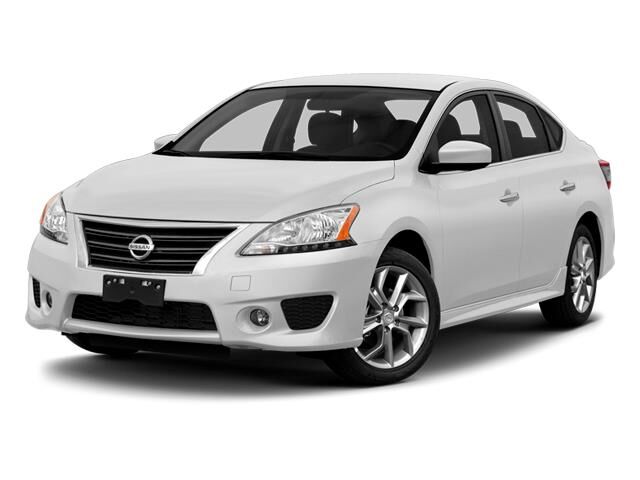 2013 Nissan Sentra SR — photo 1 of 26