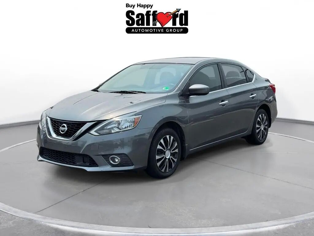 2019 Nissan Sentra S — photo 1 of 13